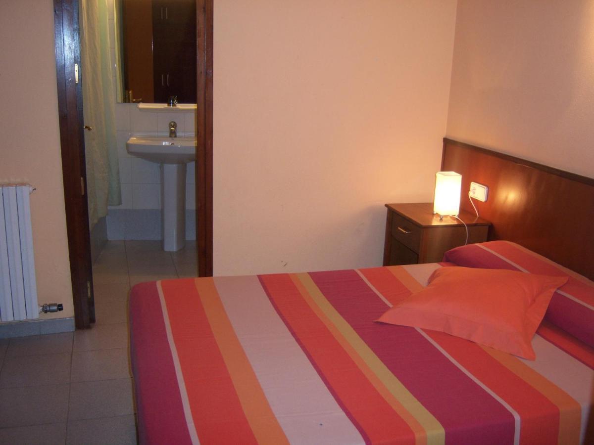 Hostal Les Collades *